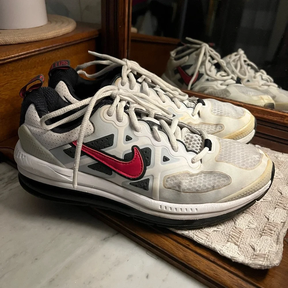 NIKE Air Max Genome SE 1 GS Sneakers Athletic Shoes White Red Black Kid's Sz 6.5